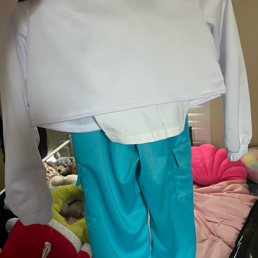 White and Teal Two-Piece Outfit